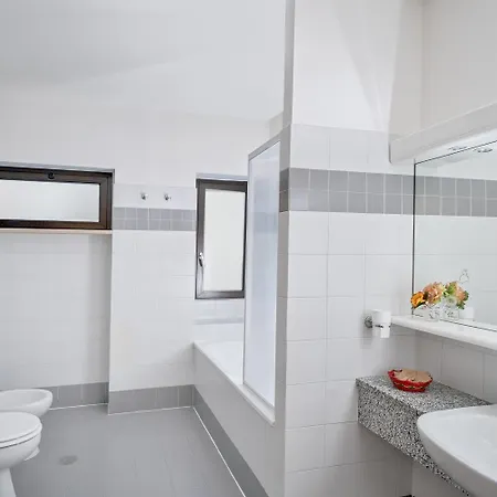 Hotel Cipriani Park 3*