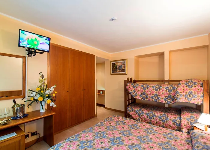 Otel Cipriani Park 3*